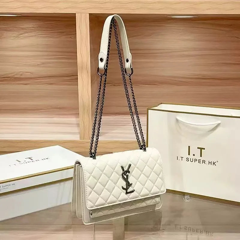 High-End Genuine Leather Women's Crossbody Bag 2025 New Style Quilted Chain Zip Fashionable All-Match Small Square Polyester