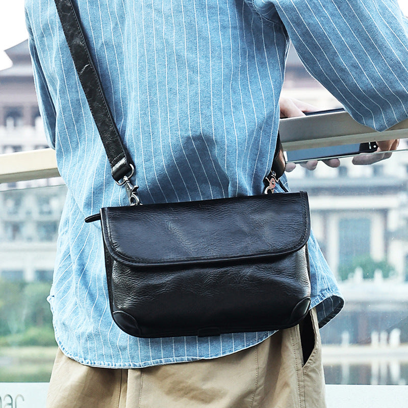 First-Layer Cowhide Men's Crossbody Bag, High-End Genuine Leather Men's Bag, Large-Capacity Commuter Motorcycle Bag, Exclusively for Cross-Border Sales