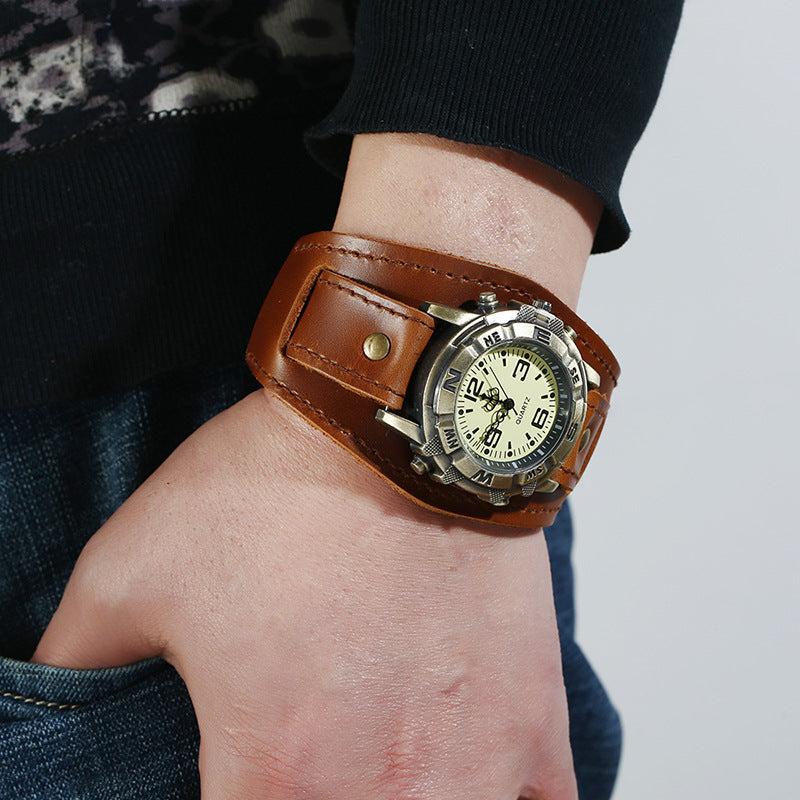 Punk Style Men's and Women's Retro Fashion 45mm Round Alloy Case Glass Dial Pointer Quartz Watch Luxury Leather Bracelet