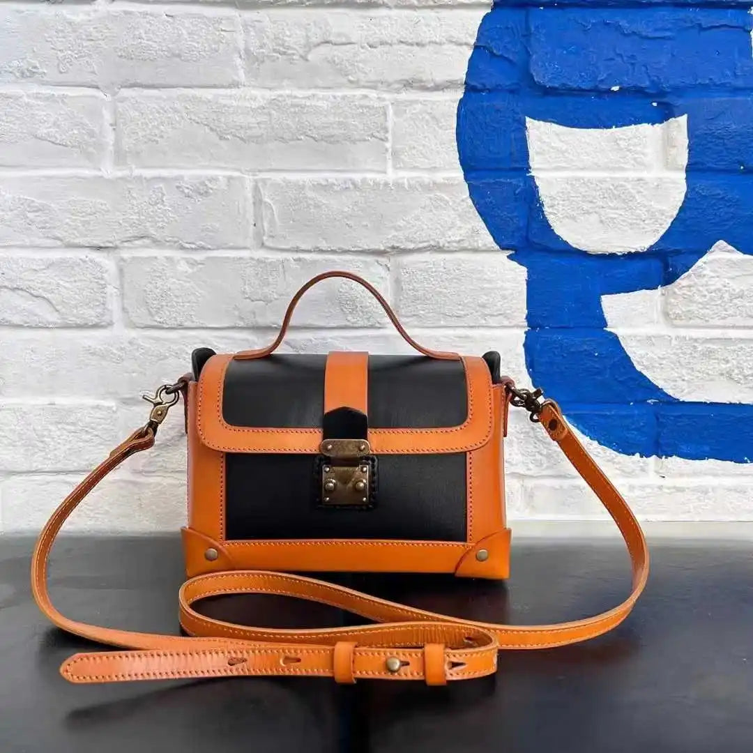 Custom Logo Plant Dyed Full Grain Leather Small Messenger Bag Hard Shell Vintage Purse with Adjustable Strap