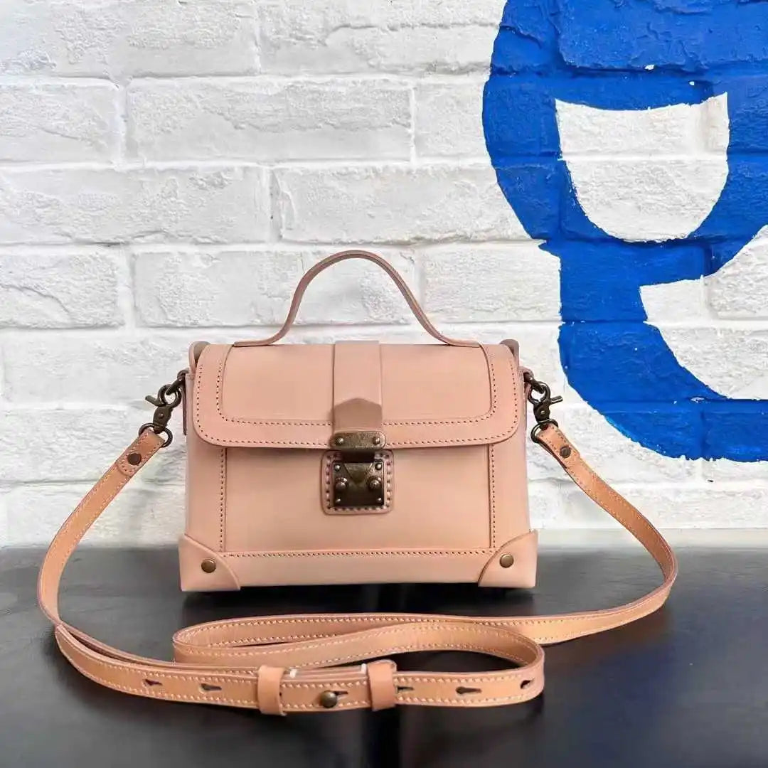 Custom Logo Plant Dyed Full Grain Leather Small Messenger Bag Hard Shell Vintage Purse with Adjustable Strap