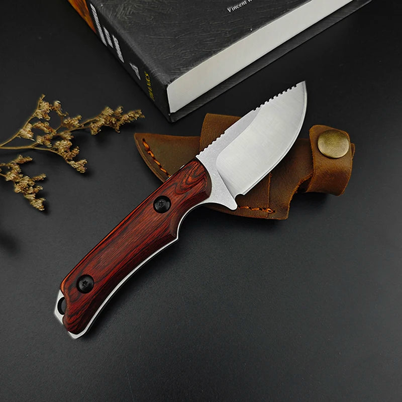 BM 15017 Small Straight Blade Full Handle 2.56 Inch Wooden Handle EDC Hunting Knife Wilderness Survival Tool Leather Scabbard