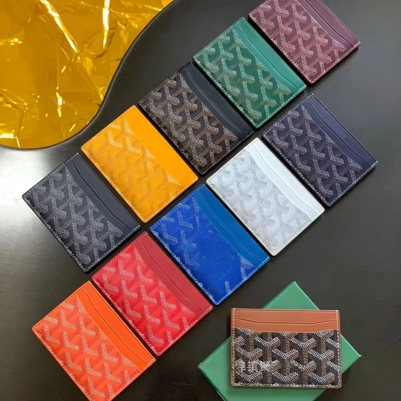Designer PU Leather Fashion Mini Wallet & Card Holder for Men & Young Women Key Pocket Clutch Pocket No Closure Credit Card Use