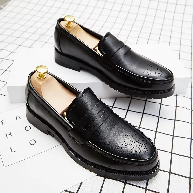 2024 Formal Chef Shoes Kitchen Men Breathable Loafers Shoes New Design Big Size Men's Casual Dress Shoes Leather Pairs for Men