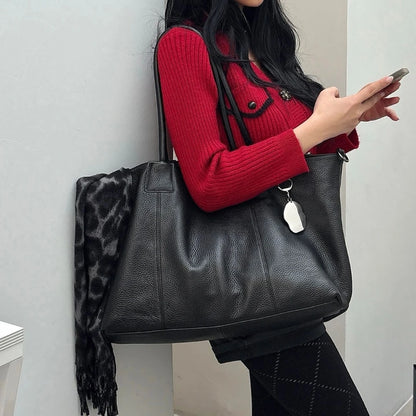 OEM Women's Genuine Leather Casual Tote Famous Brands Luxury Handbags Waterproof Zipper Closure up 1L Capacity Wholesale Design