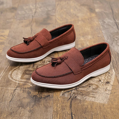 Classic Suede Leather Men's Casual Slip-on European Style Men Classy Fashion Men's Dress Loafer Shoes Business Oxfords