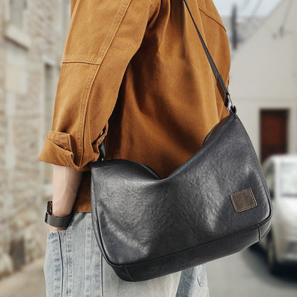 First-Layer Cowhide Men's Crossbody Bag, High-End Genuine Leather Men's Bag, Large-Capacity Commuter Motorcycle Bag, Exclusively for Cross-Border Sales